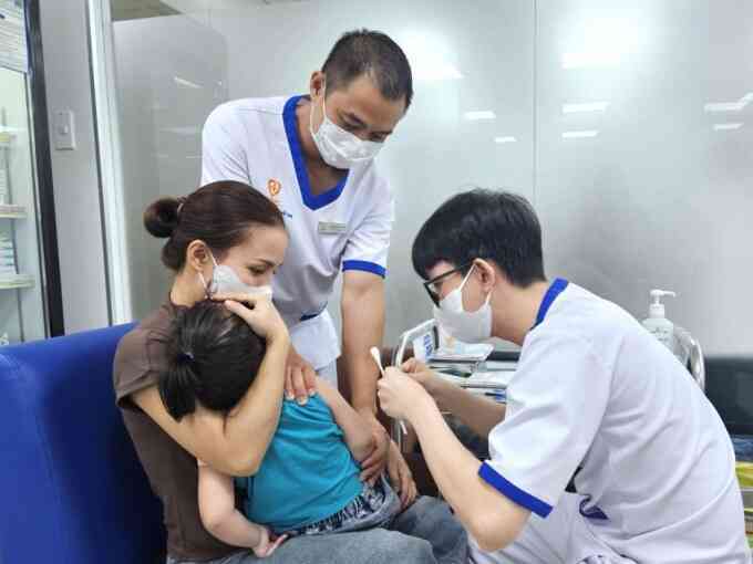 Nhiễm thủy đậu từ người mắc zona thần kinh
