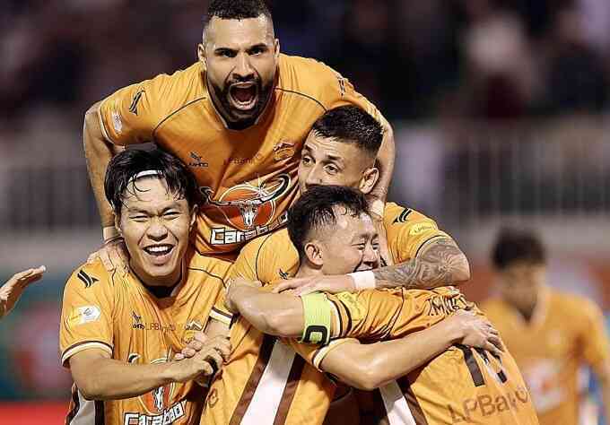 HAGL hạ Công an Hà Nội, trở lại dẫn đầu V-League