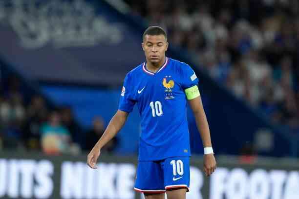 Mbappe không muốn chơi cho tuyển Pháp vì mâu thuẫn với HLV Deschamps