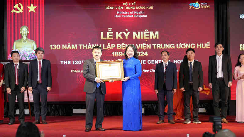 Bộ trưởng Y tế: Bệnh viện Trung ương Huế phải hướng tới bệnh viện thông minh