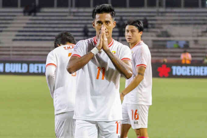 VAR giúp Philippines thoát thua Myanmar