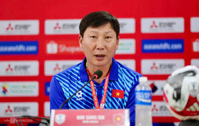 Kim Sang-sik: `Việt Nam - Indonesia là trận đấu của lòng tự tôn`