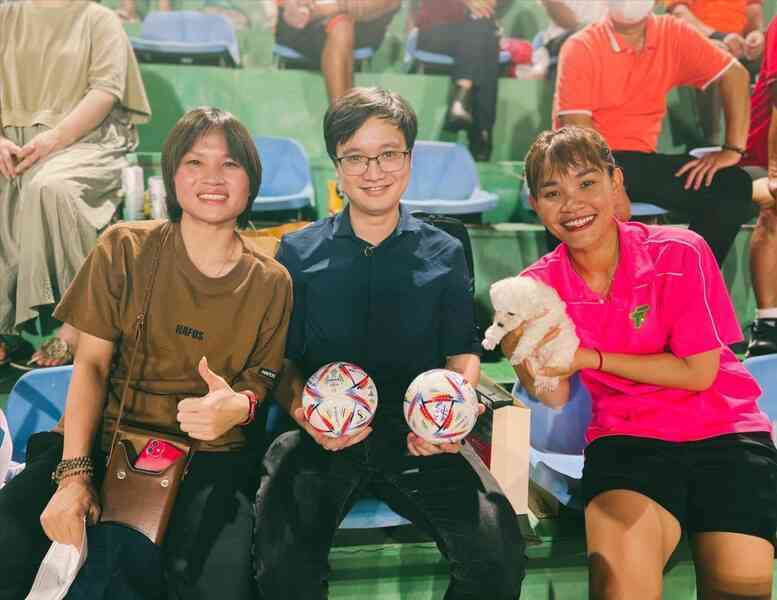 Người hùng thầm lặng phía sau vinh quang của các tuyển thủ quốc gia