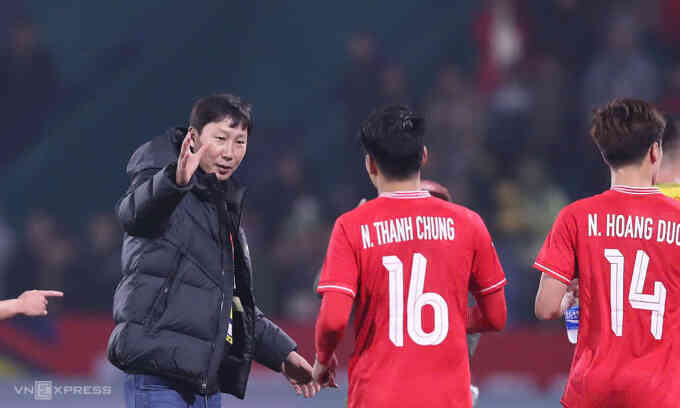 HLV Kim Sang-sik muốn sớm đoạt vé bán kết ASEAN Cup