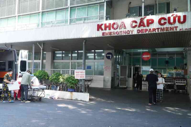 Thanh niên uống chai nước "lạ", bị bán sang Campuchia chấn thương thế nào?