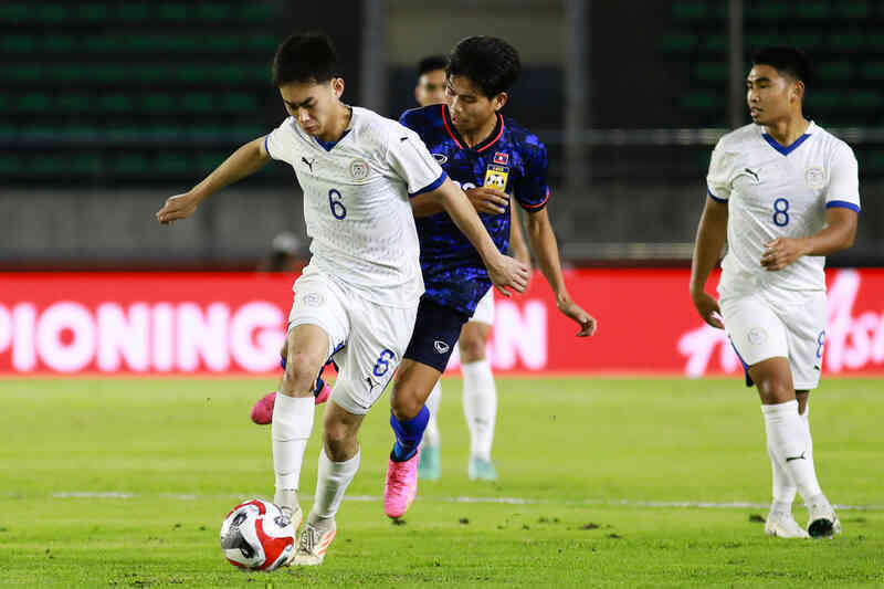 Việt Nam đấu với Philippines: 3 bài toán chờ HLV Kim Sang Sik