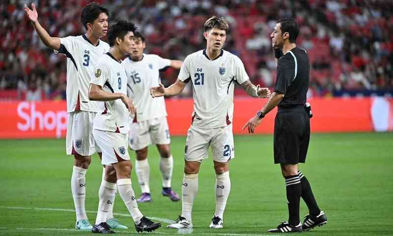 Xử lý quá chậm chạp và nghiệp dư, VAR bị công kích dữ dội ở AFF Cup 2024
