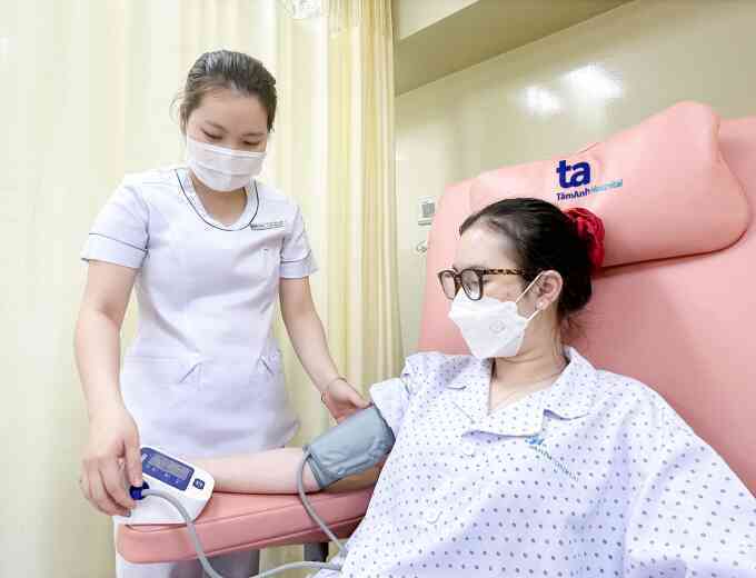 Khi nào điều trị ung thư vú bằng liệu pháp miễn dịch?