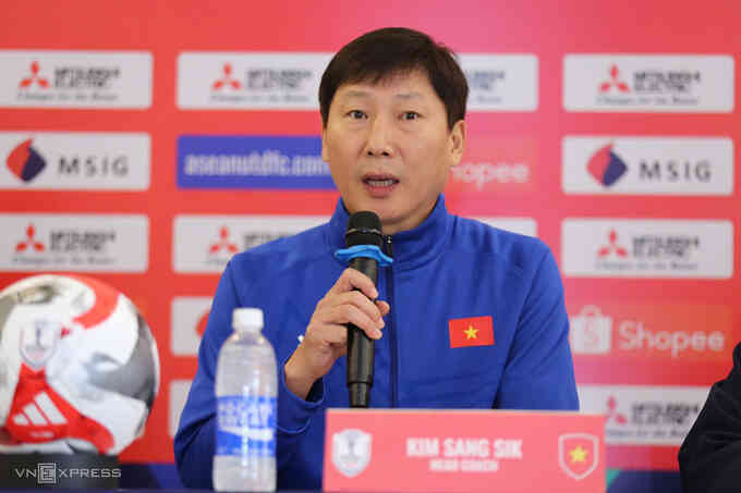 HLV Kim Sang-sik kỳ vọng vào hiệu ứng Nguyễn Xuân Son