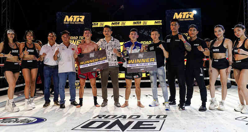 Huỳnh Hoàng Phi giành vé tham dự ONE Championship