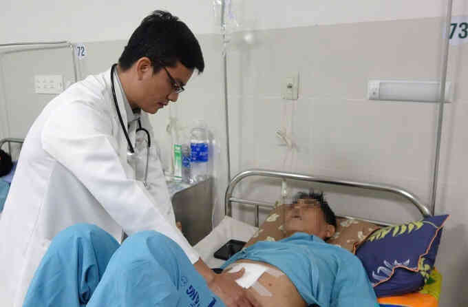 U mỡ 5 kg trong cơ thể người đàn ông