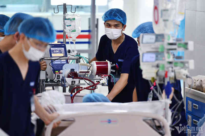 Bộ Y tế đề xuất chính sách hỗ trợ học phí cho sinh viên y dược như sư phạm