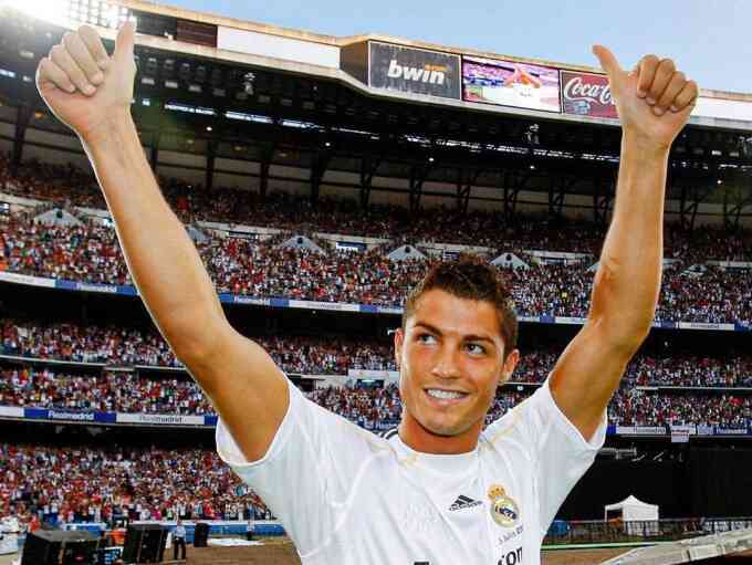 Mbappe so thế nào với Ronaldo trong nửa mùa đầu tại Real