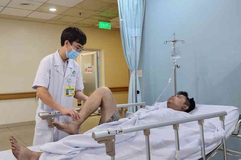 Cháy nhà 5 tầng, nhiều người thương vong: Nạn nhân "mò mẫm trong vô vọng"