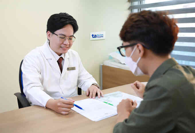 Có cần điều trị nang gan không?