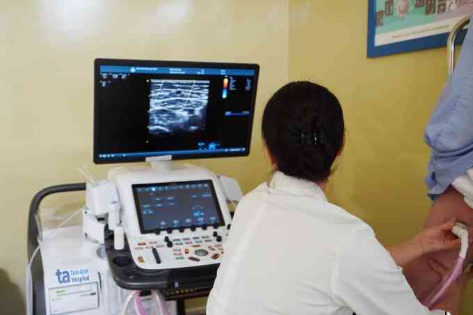 Dừng thuốc chống đông để chữa suy giãn tĩnh mạch