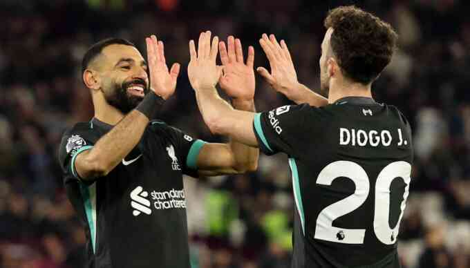 Salah phá 3 kỷ lục Ngoại hạng Anh