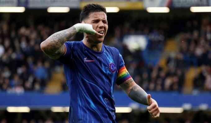 Enzo Fernandez có tình mới