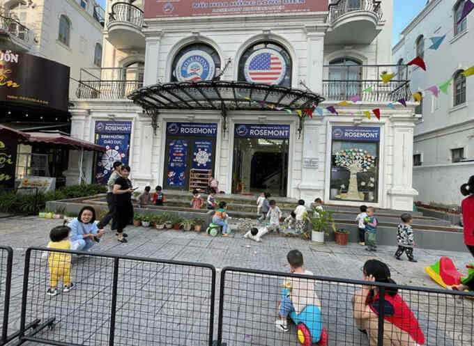 Trường mầm non `quốc tế` nợ lương giáo viên mở cửa lại