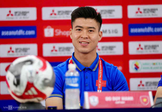 Trung vệ Đỗ Duy Mạnh: 