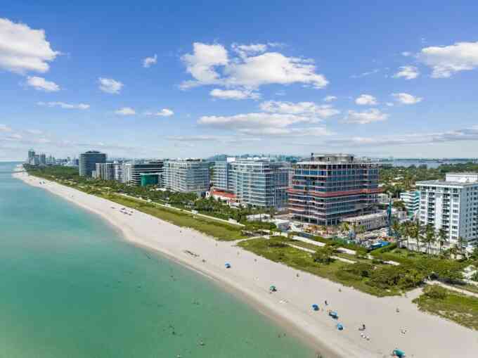 Cơ hội đầu tư EB-5 dự án Four Seasons Surf Club tại Mỹ