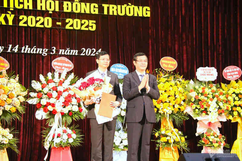 Ông Nguyễn Văn Hiền làm Chủ tịch Hội đồng Trường ĐH Sư phạm Hà Nội