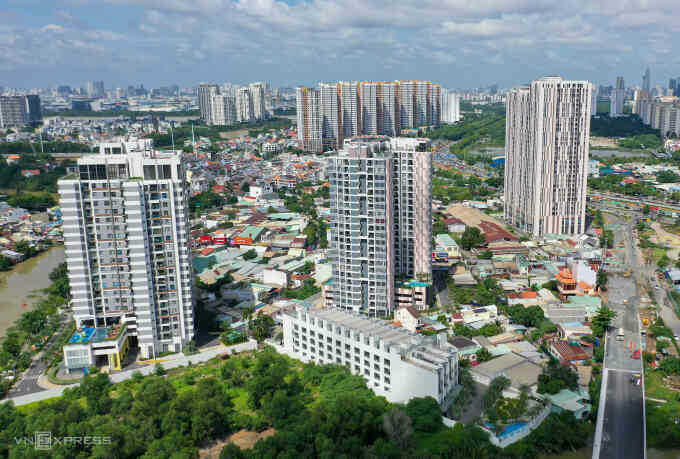 Giá nhà TP HCM neo chặt ở tầm cao