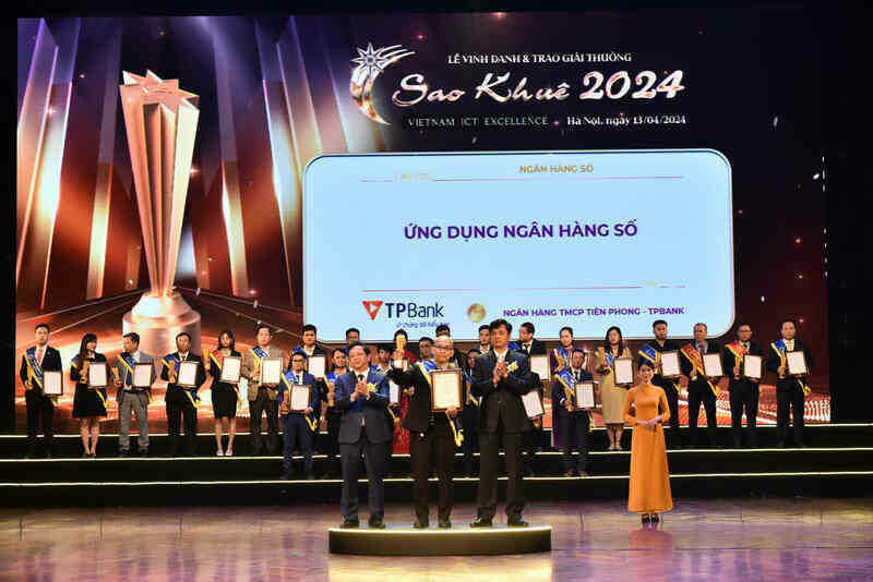 TPBank lập ‘hat-trick’ giải thưởng Sao Khuê 2024
