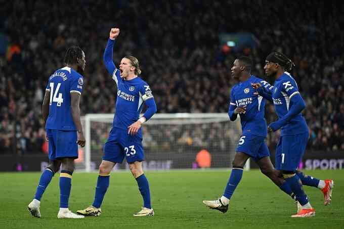Chelsea suýt thắng ngược Aston Villa dù bị dẫn hai bàn