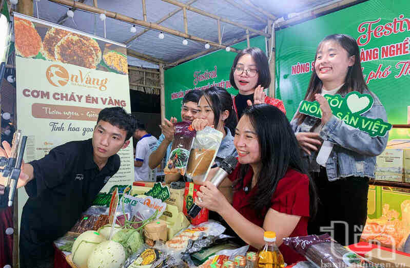 Đồng hành với phụ nữ tham gia kinh tế số