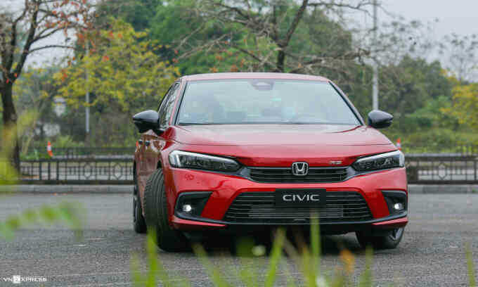Honda Civic tăng trưởng duy nhất phân khúc