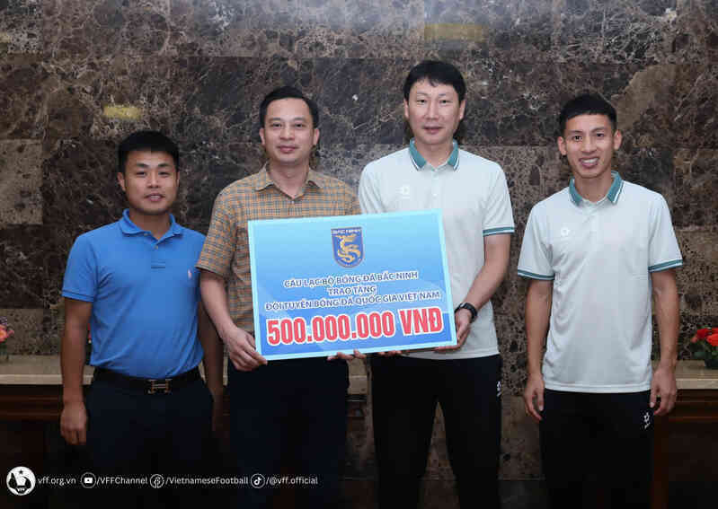 Đội bóng của HLV Park Hang Seo thưởng tuyển Việt Nam nửa tỷ đồng