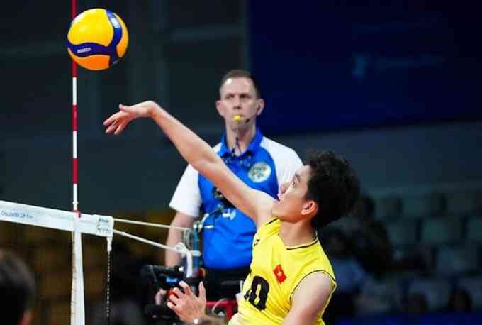 Bóng chuyền nữ Việt Nam thua Trẻ Thượng Hải