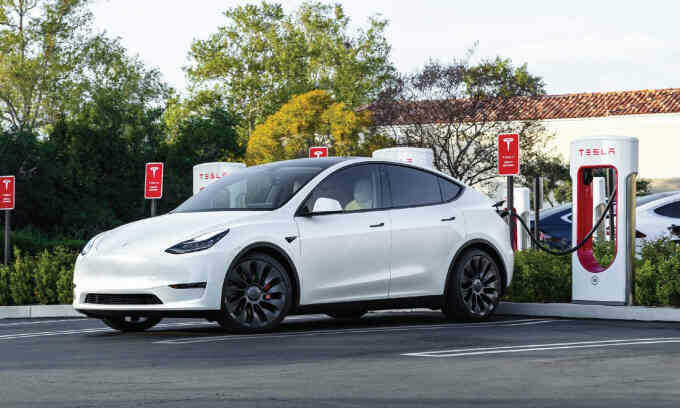 Tesla ngày càng tụt dốc ở Singapore