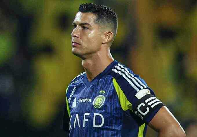 Ronaldo vỡ mộng tại Al Nassr