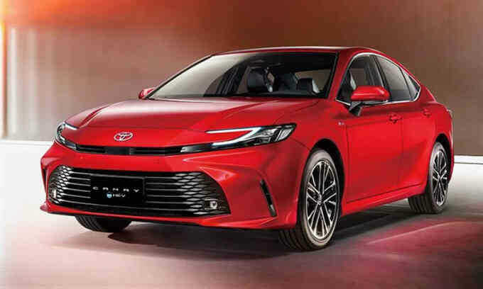 Toyota Camry 2025 sắp ra mắt Đông Nam Á