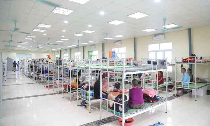 Nước ngập sâu, Bệnh viện K tăng giường lưu trú miễn phí cho người bệnh