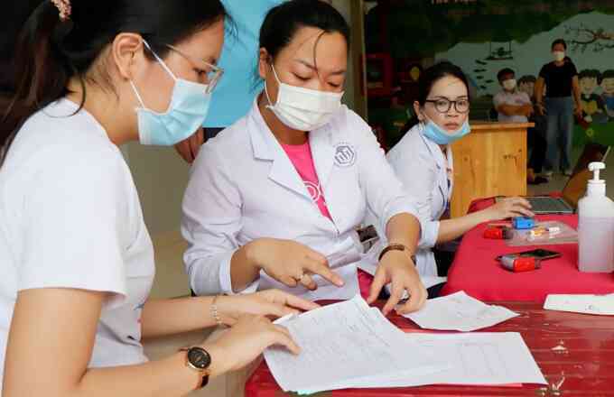 TP HCM lập 12 tổ phản ứng nhanh chống dịch sởi tại trường học