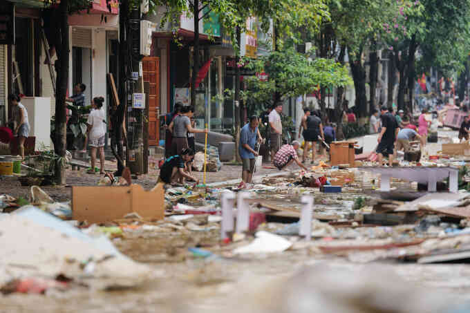 Loại bệnh truyền nhiễm bùng phát sau mưa lũ