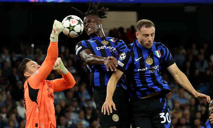 Haaland im tiếng trước Inter ở Champions League