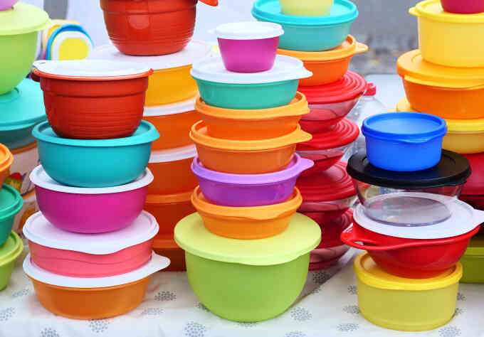 Vì sao biểu tượng nhà bếp Tupperware phá sản?