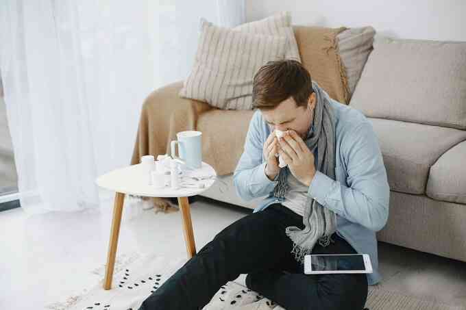 Thoát cơn đau 26 năm nhờ cái hắt xì hơi