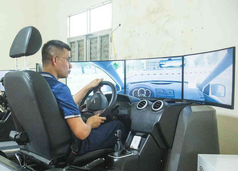 Bổ sung quy định về sát hạch lái xe các hạng C1, D1