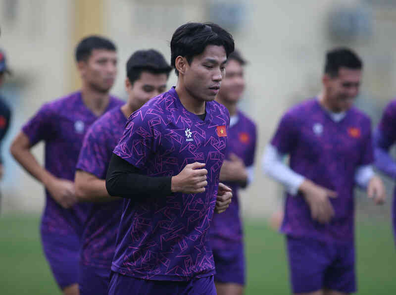 Tuyển Việt Nam đấu Thái Lan: HLV Kim Sang Sik dùng chiêu 