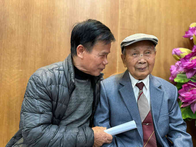 Cụ ông 103 tuổi hồi phục sau đột quỵ