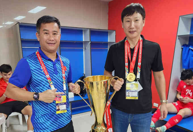 Trợ lý Đinh Hồng Vinh: 