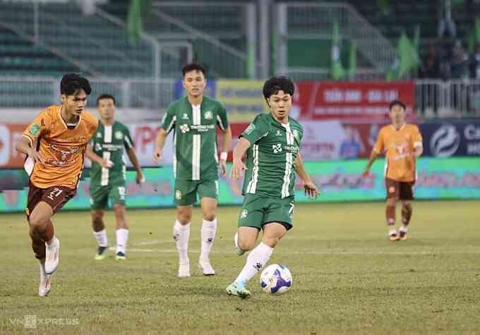 Công Phượng phá lưới HAGL trước khi thua luân lưu