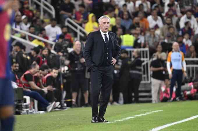 Ancelotti trách cầu thủ Real chơi không đúng chiến thuật