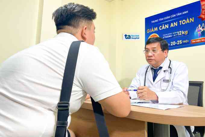 Xuất huyết dạ dày do uống trà giảm cân thải độc