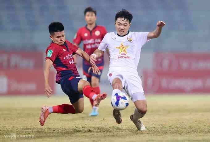 Công an Hà Nội vào tứ kết Cup Quốc gia sau 23 năm